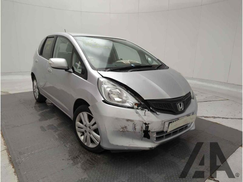 2015 HONDA JAZZ I-VTEC ES PLUS 1339cc PETROL CVT 1 Speed 5 DOOR HATCHBACK