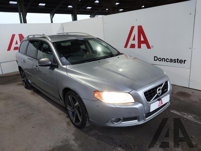 2011 VOLVO V70 D5 R-DESIGN 2400cc TURBO DIESEL MANUAL 6 Speed 5 DOOR ESTATE