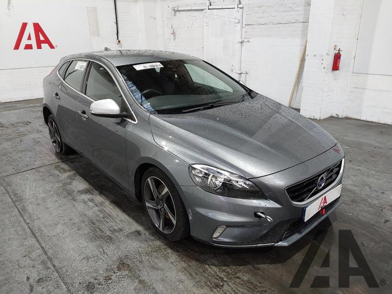 2015 VOLVO V40 T2 R-DESIGN 1969cc TURBO PETROL MANUAL 6 Speed 5 DOOR HATCHBACK