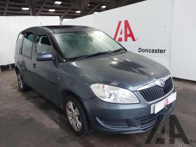 Image of 2015 SKODA ROOMSTER SE TDI CR 1598cc TURBO DIESEL MANUAL 5 Speed 5 DOOR MPV