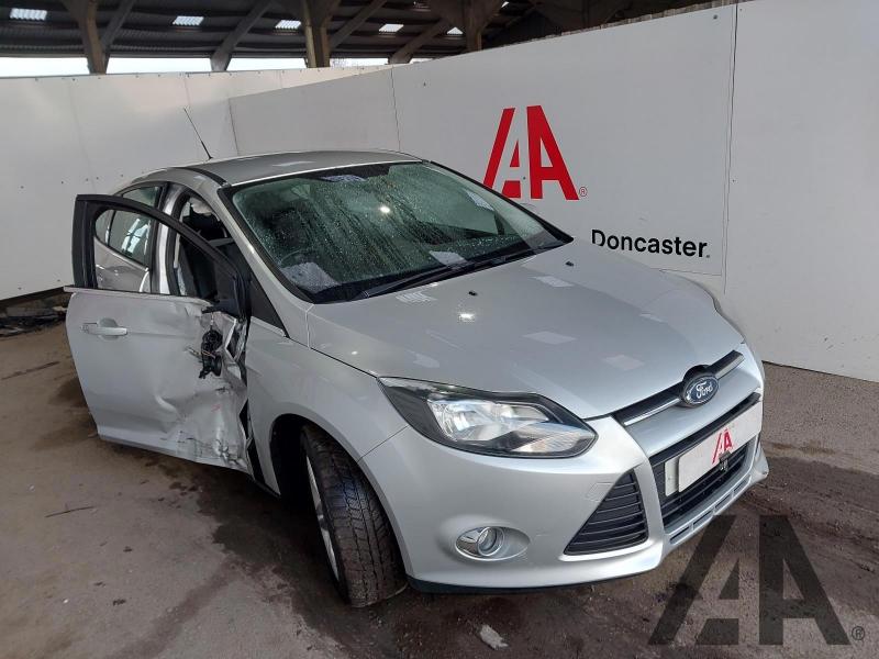 2011 FORD FOCUS ZETEC 1596cc PETROL MANUAL 5 Speed 5 DOOR HATCHBACK