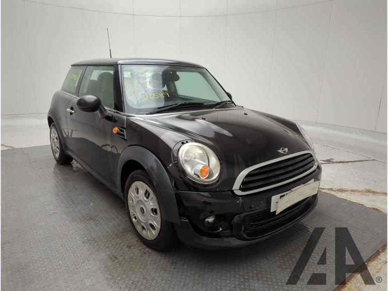 2011 MINI HATCH FIRST 1598cc PETROL MANUAL 6 Speed 3 DOOR HATCHBACK