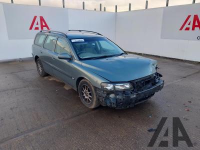 Image of 2001 VOLVO V70 TORSLANDA 2435cc PETROL AUTOMATIC 4 Speed 5 DOOR ESTATE