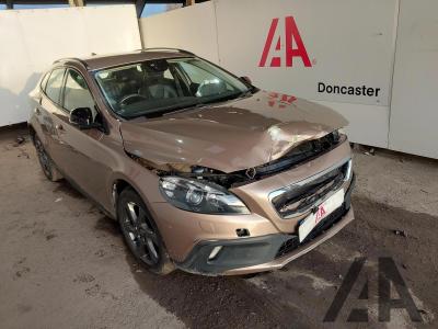 Image of 2015 VOLVO V40 D2 CROSS COUNTRY LUX 1560cc TURBO DIESEL AUTOMATIC 6 Speed 5 DOOR HATCHBACK