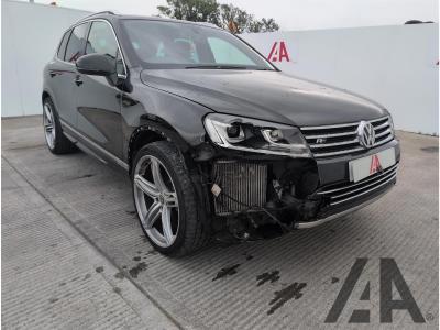 Image of 2014 VOLKSWAGEN TOUAREG V6 R-LINE TDI BLUEMOTION TECHN 2967cc TURBO DIESEL AUTOMATIC 8 Speed 5 DOOR ESTATE