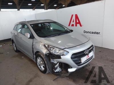 Image of 2015 HYUNDAI I30 CRDI SE BLUE DRIVE 1582cc TURBO DIESEL MANUAL 6 Speed 5 DOOR ESTATE