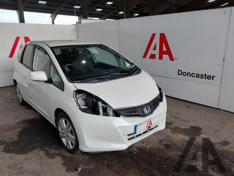 2015 HONDA JAZZ I-VTEC ES PLUS 1339cc PETROL CVT 1 Speed 5 DOOR HATCHBACK