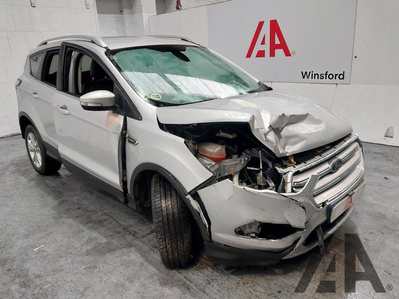 2018 FORD KUGA TITANIUM TDCI 1499cc TURBO DIESEL MANUAL 6 Speed 5 DOOR HATCHBACK