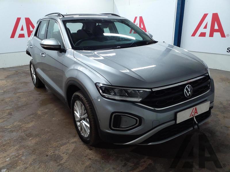 2023 VOLKSWAGEN T-ROC LIFE TSI 1498cc TURBO PETROL MANUAL 5 DOOR HATCHBACK