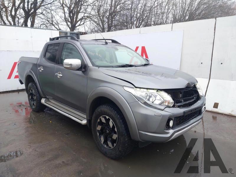 2018 MITSUBISHI L200 DI-D BARBARIAN SDA 2442cc TURBO DIESEL AUTOMATIC 4 DOOR PICK UP