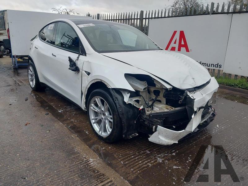 2024 TESLA MODEL Y LONG RANGE AWD ELECTRIC DIRECT DRIVE 5 DOOR MPV