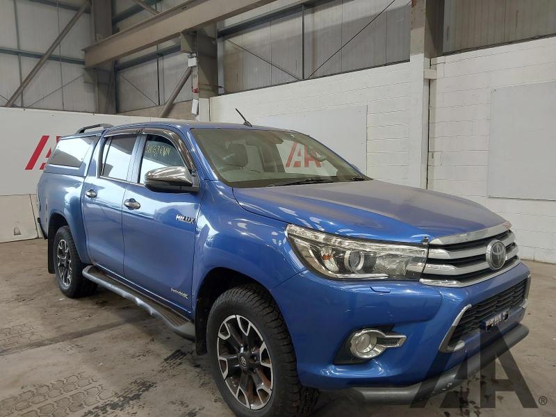 2019 TOYOTA HI-LUX INVINCIBLE 4WD D-4D DCB 2393cc TURBO DIESEL AUTOMATIC PICK UP