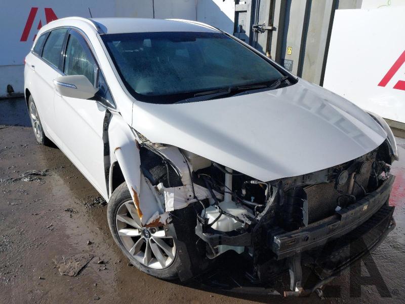 2016 HYUNDAI I40 CRDI S BLUE DRIVE 1685cc TURBO DIESEL MANUAL 6 Speed 5 DOOR ESTATE