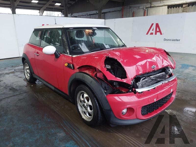 2013 MINI HATCH COOPER D 1598cc TURBO DIESEL MANUAL 6 Speed 3 DOOR HATCHBACK
