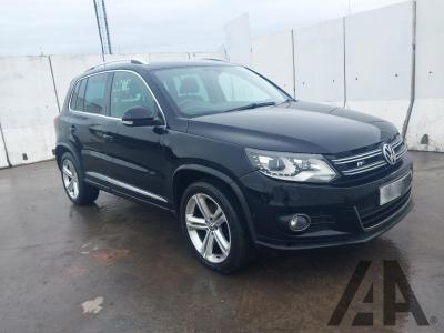 Image of 2015 VOLKSWAGEN TIGUAN R LINE TDI BLUEMOTION TECHNOLO 1968cc TURBO DIESEL MANUAL 6 Speed 5 DOOR ESTATE