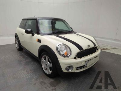Image of 2007 MINI HATCH COOPER 1598cc PETROL AUTOMATIC 6 Speed 3 DOOR HATCHBACK
