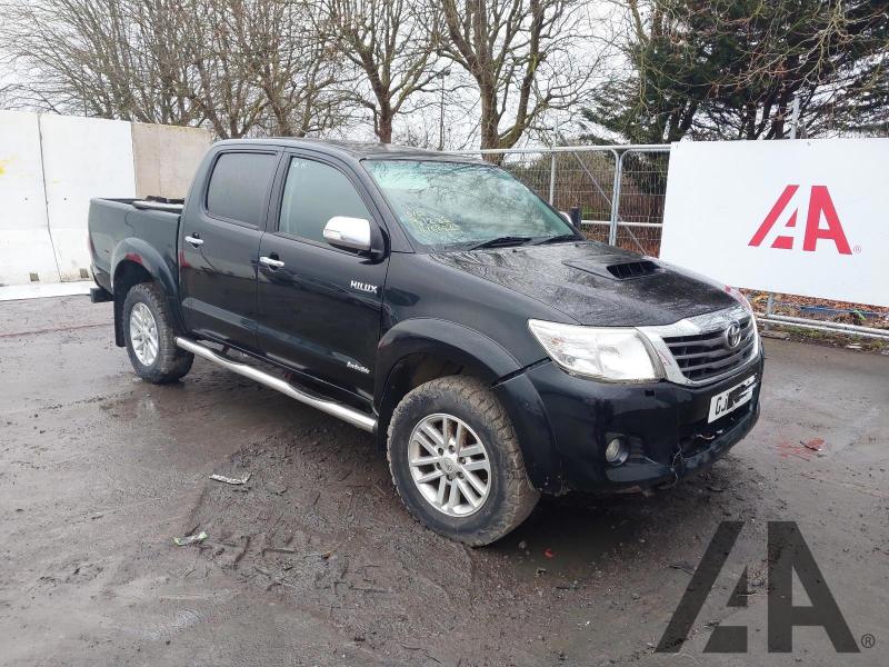 2015 TOYOTA HI-LUX INVINCIBLE 4X4 D-4D DCB 2982cc TURBO DIESEL MANUAL PICK UP