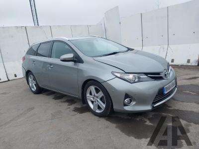 Image of 2014 TOYOTA AURIS D-4D EXCEL 1364cc TURBO DIESEL MANUAL 5 DOOR ESTATE