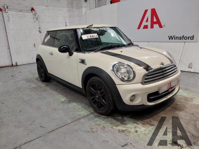 Image of 2013 MINI HATCH COOPER D BAKER STREET 1598cc TURBO DIESEL MANUAL 6 Speed 3 DOOR HATCHBACK