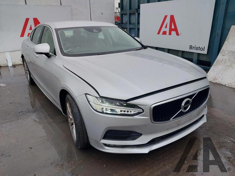 2020 VOLVO S90 T4 MOMENTUM PLUS 1969cc TURBO PETROL AUTOMATIC 8 Speed 4 DOOR SALOON