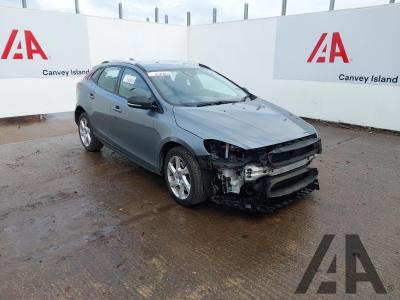 Image of 2016 VOLVO V40 D2 CROSS COUNTRY LUX NAV 1969cc TURBO DIESEL AUTOMATIC 6 Speed 5 DOOR HATCHBACK