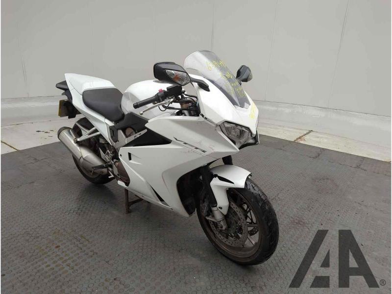 2016 HONDA VFR 800 F-E 782cc PETROL MOTORCYCLE