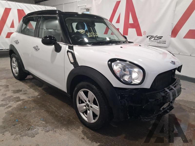 2015 MINI COUNTRYMAN COOPER 1598cc PETROL AUTOMATIC 6 Speed 5 DOOR HATCHBACK