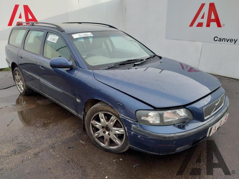 2002 VOLVO V70 SE 2435cc PETROL AUTOMATIC 4 Speed 5 DOOR ESTATE