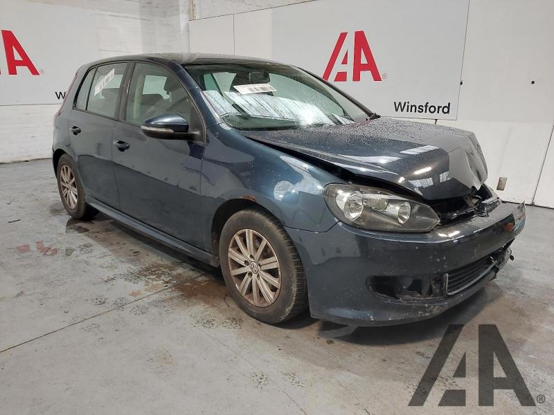 2012 VOLKSWAGEN GOLF S TDI BLUEMOTION 1598cc TURBO DIESEL MANUAL 5 Speed 5 DOOR HATCHBACK