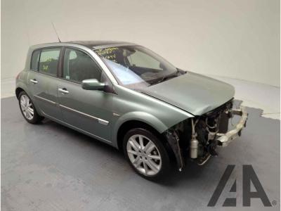 Image of 2004 RENAULT MEGANE DYNAMIQUE 16V 1598cc PETROL MANUAL 5 Speed 5 DOOR HATCHBACK