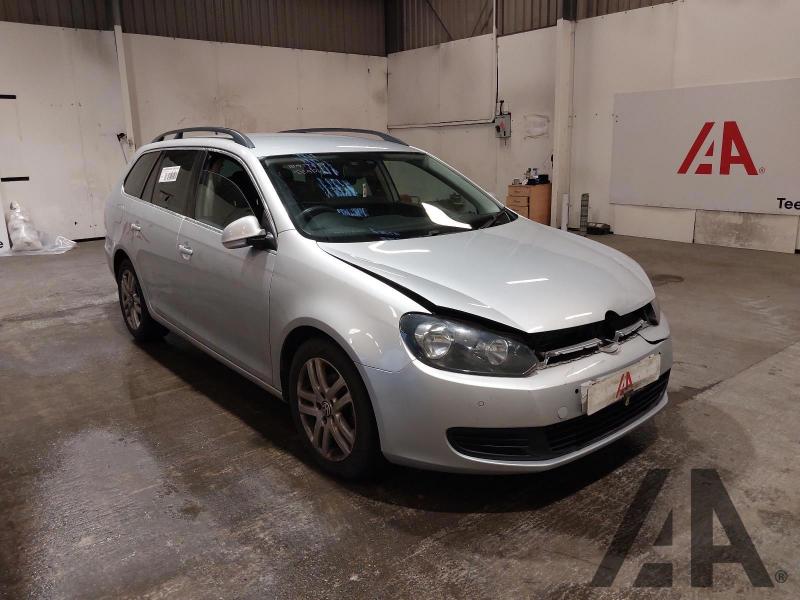 2012 VOLKSWAGEN GOLF SE TDI BLUEMOTION 1598cc TURBO DIESEL MANUAL 5 Speed 5 DOOR ESTATE