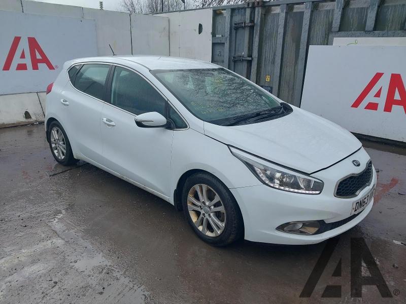 2013 KIA CEED 2 ECODYNAMICS CRDI 1582cc TURBO DIESEL MANUAL 6 Speed 5 DOOR HATCHBACK