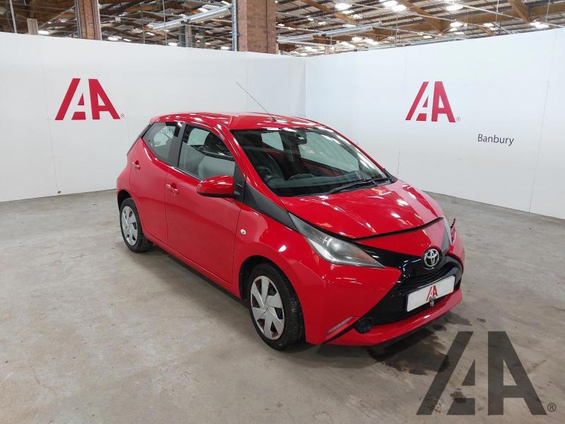 2015 TOYOTA AYGO VVT-I X-PLAY 998cc PETROL MANUAL 5 DOOR HATCHBACK