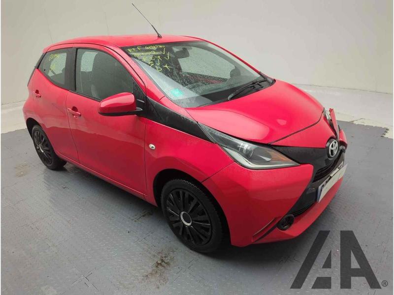 2016 TOYOTA AYGO VVT-I X-PLAY 998cc PETROL MANUAL 5 DOOR HATCHBACK