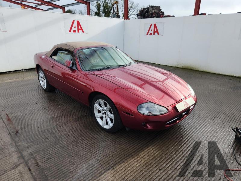 1996 JAGUAR XK8 CONVERTIBLE 3996cc PETROL AUTOMATIC 5 Speed 2 DOOR CONVERTIBLE