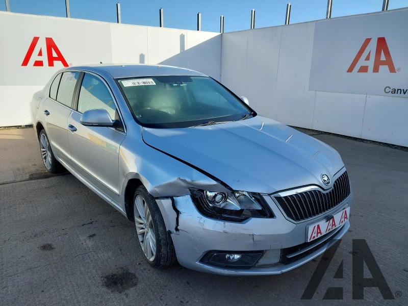 2013 SKODA SUPERB ELEGANCE TDI CR DSG 1968cc TURBO DIESEL SEMI AUTO 5 DOOR HATCHBACK