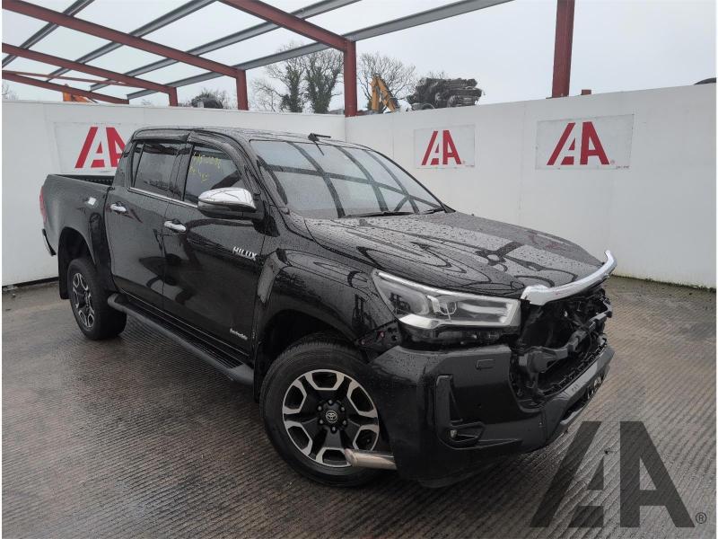 2021 TOYOTA HI-LUX INVINCIBLE 4WD D-4D DCB 2755cc TURBO DIESEL AUTOMATIC 4 DOOR PICK UP