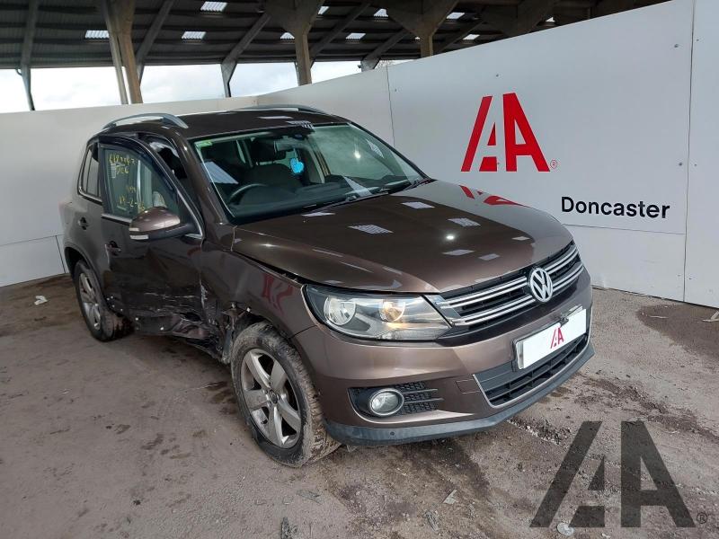 2012 VOLKSWAGEN TIGUAN SE TDI BLUEMOTION TECHNOLOGY 4 1968cc TURBO DIESEL SEMI AUTO 7 Speed 5 DOOR ESTATE