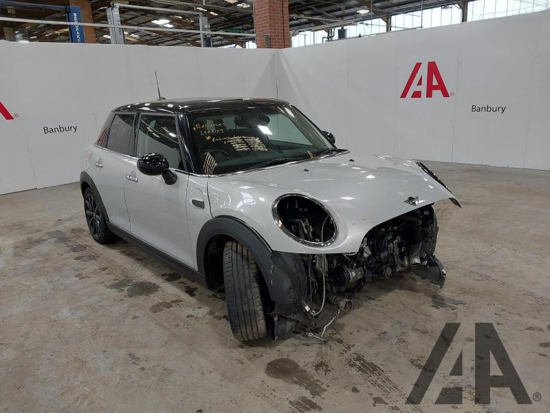 2018 MINI HATCH COOPER 1499cc TURBO PETROL SEMI AUTO 5 DOOR HATCHBACK