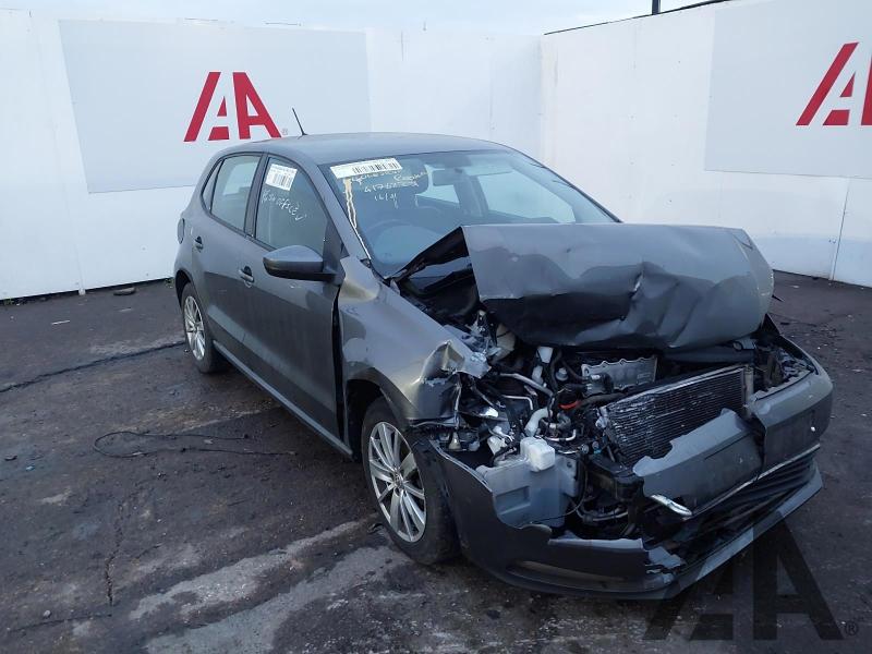 2015 VOLKSWAGEN POLO SE TSI 1197cc TURBO PETROL MANUAL 5 Speed 5 DOOR HATCHBACK