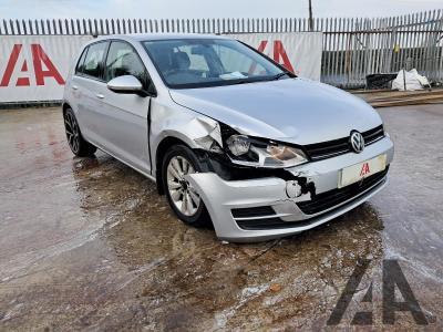 Image of 2014 VOLKSWAGEN GOLF SE TDI BLUEMOTION TECHNOLOGY 1598cc TURBO DIESEL MANUAL 5 Speed 5 DOOR HATCHBACK