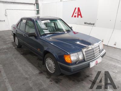 Image of 1989 MERCEDES COMPACT 260 E 2599cc PETROL AUTOMATIC 4 Speed 4 DOOR SALOON