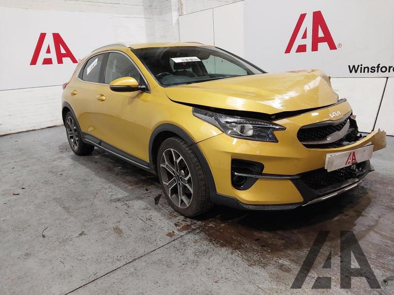 2022 KIA XCEED FIRST EDITION ISG 998cc TURBO PETROL MANUAL 5 DOOR HATCHBACK