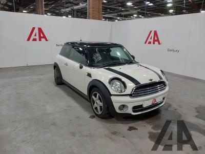 Image of 2010 MINI HATCH COOPER D 1560cc TURBO DIESEL MANUAL 6 Speed 3 DOOR HATCHBACK