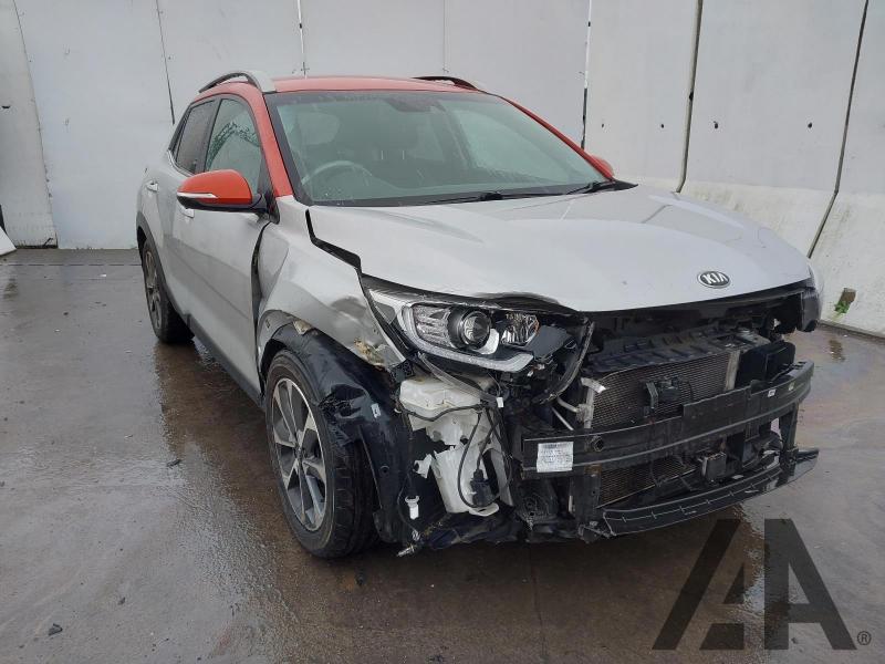 2018 KIA STONIC FIRST EDITION ISG 998cc TURBO PETROL MANUAL 6 Speed 5 DOOR HATCHBACK