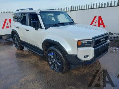 Image of 2025 TOYOTA LAND CRUISER INVINCIBLE 2755cc TURBO DIESEL AUTOMATIC 5 DOOR MPV