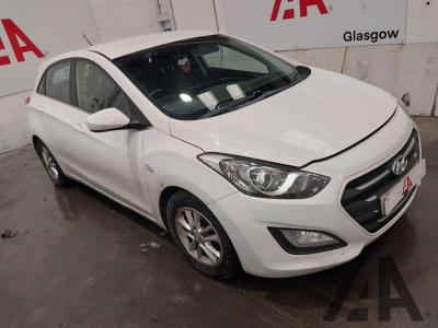 Image of 2015 HYUNDAI I30 CRDI SE BLUE DRIVE 1582cc TURBO DIESEL MANUAL 6 Speed 5 DOOR HATCHBACK