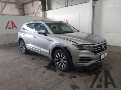 Image of 2019 VOLKSWAGEN TOUAREG V6 SEL TDI 2967cc TURBO DIESEL AUTOMATIC 5 DOOR ESTATE