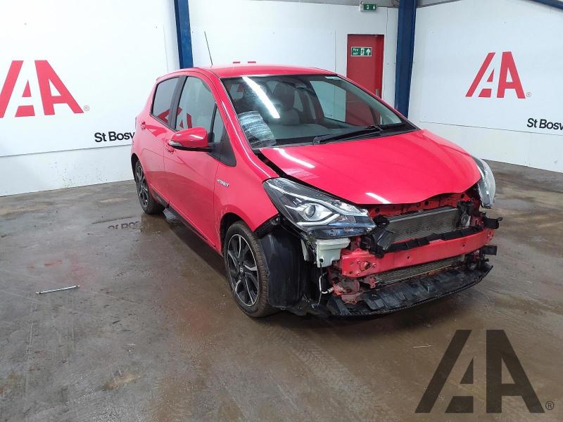 2017 TOYOTA YARIS VVT-I DESIGN 1497cc PETROL/ELECTRIC CVT 5 DOOR HATCHBACK