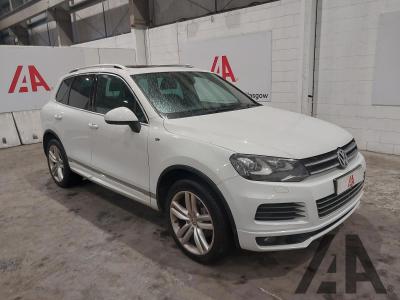 Image of 2014 VOLKSWAGEN TOUAREG V6 R-LINE TDI BLUEMOTION TECHN 2967cc TURBO DIESEL AUTOMATIC 8 Speed 5 DOOR ESTATE